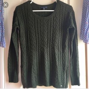 green american eagle sweater